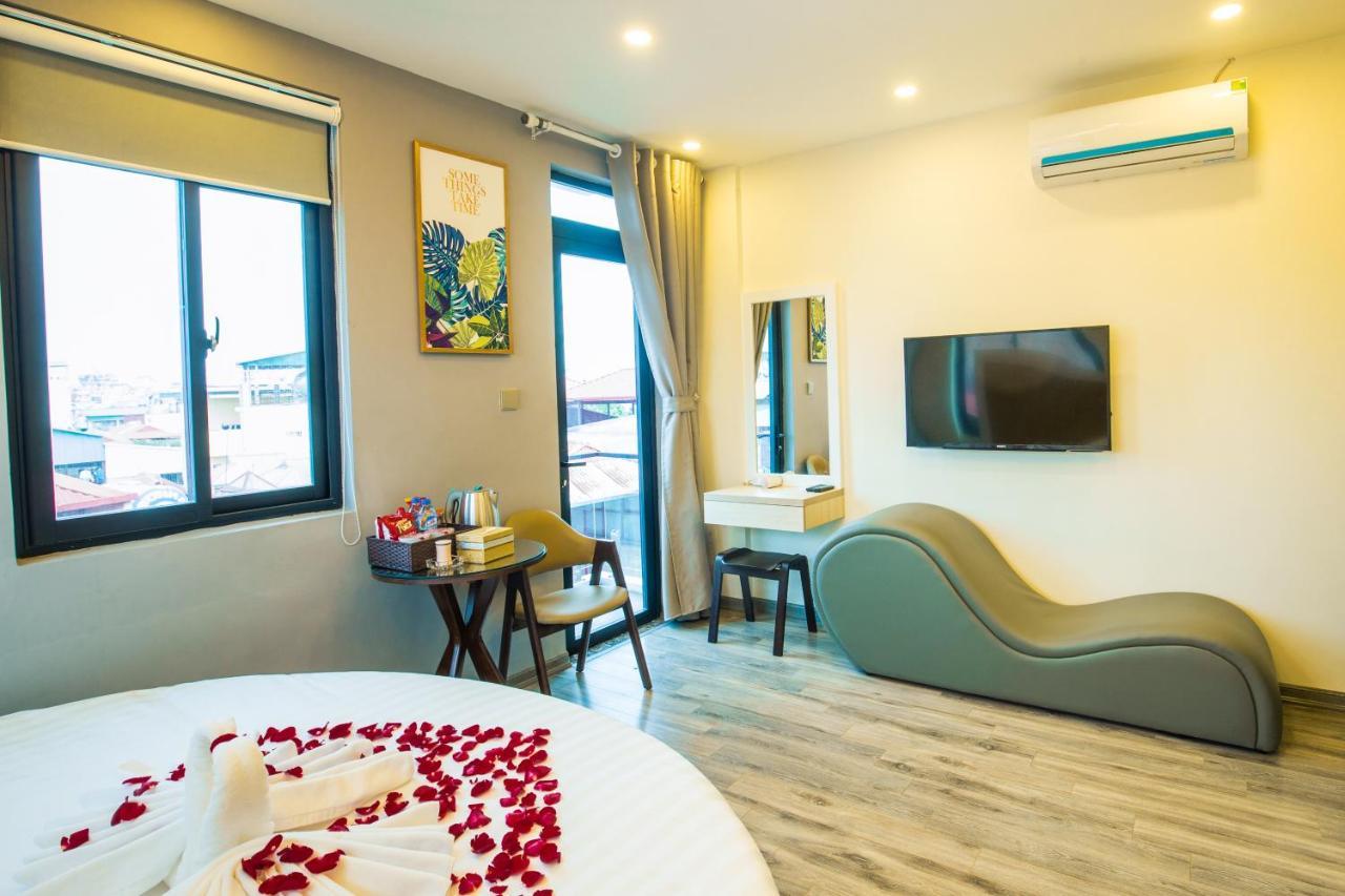 Golden Hotel 河内 外观 照片