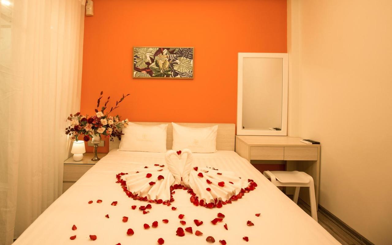 Golden Hotel 河内 外观 照片
