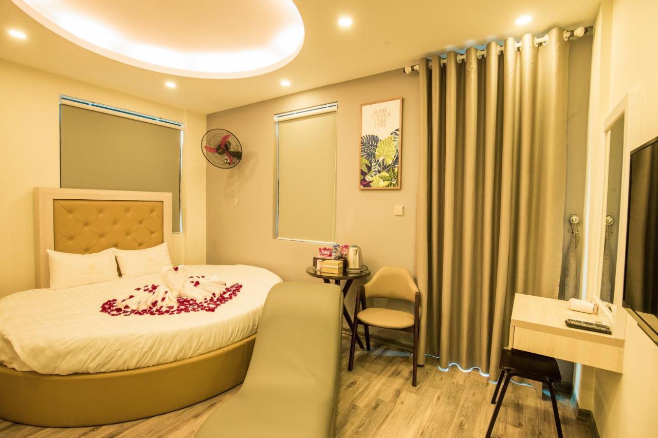 Golden Hotel 河内 外观 照片